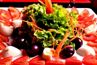 Salada Romana com Vinagrete Balsâmico